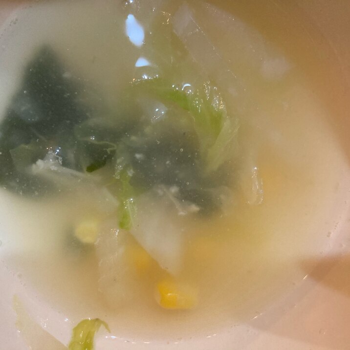 わかめと白菜とコーンのスープ